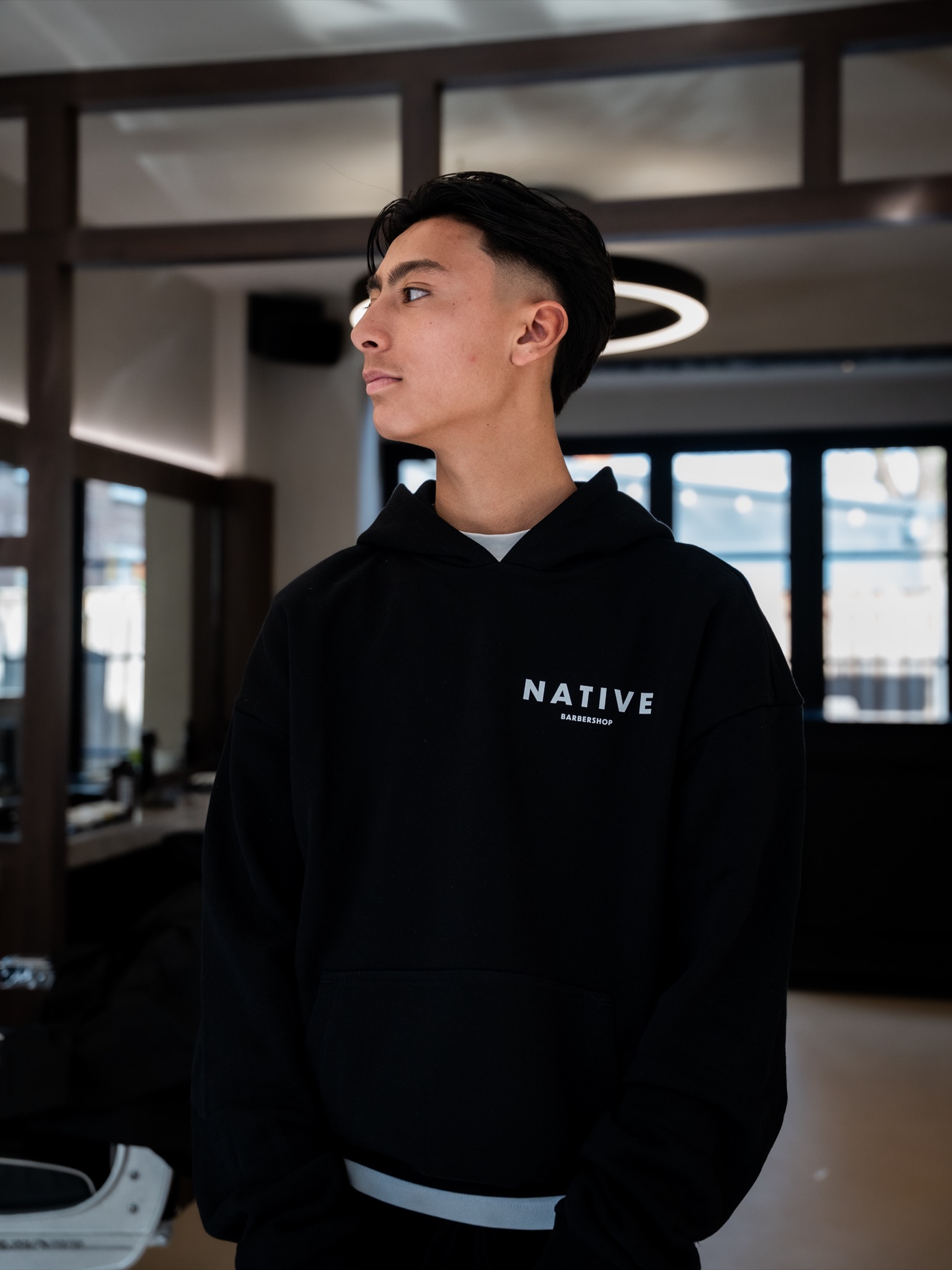 Diaz, barber bij Native Barbershop Waalwijk