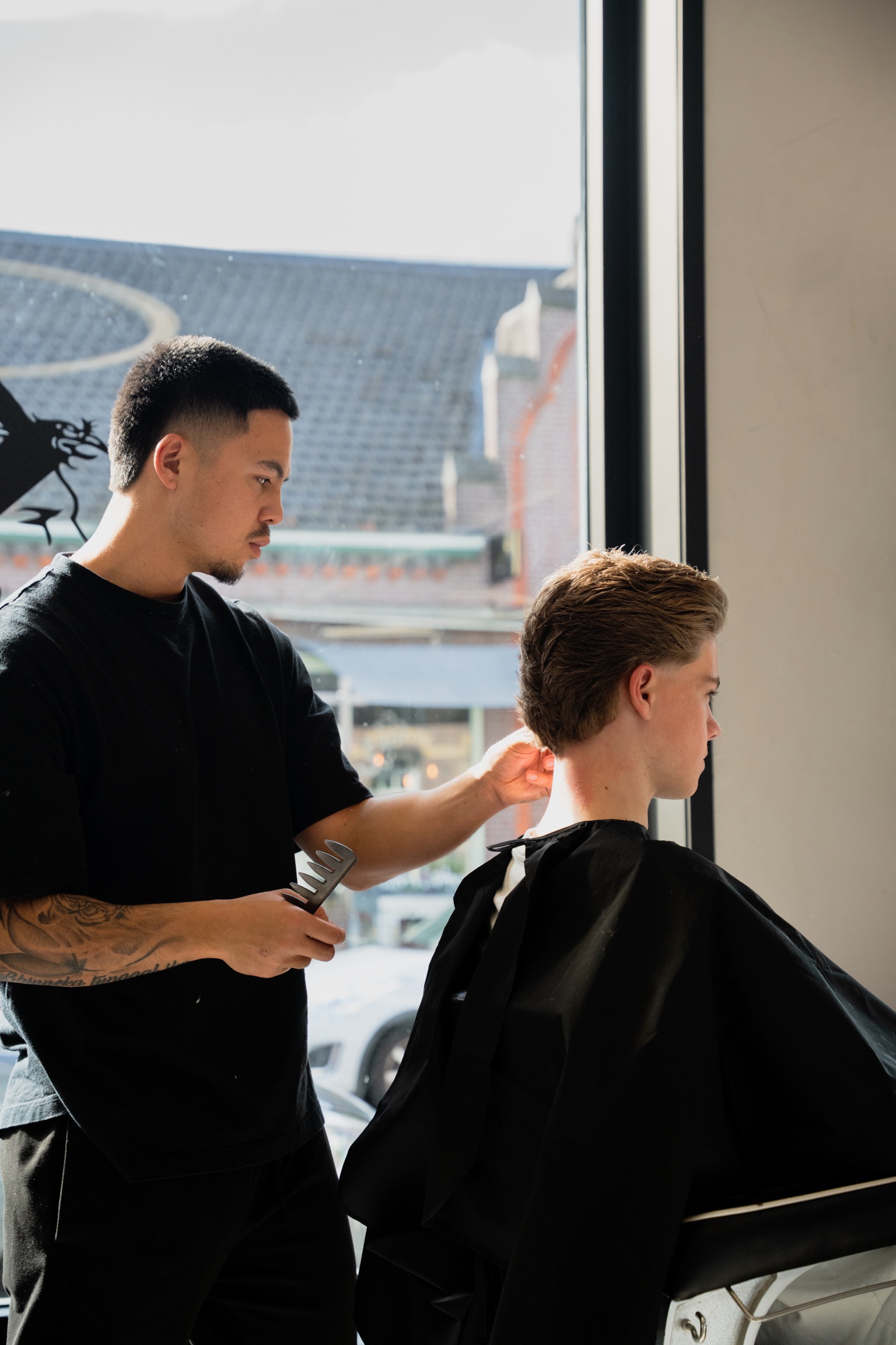 Barber bij Native Barbershop Waalwijk